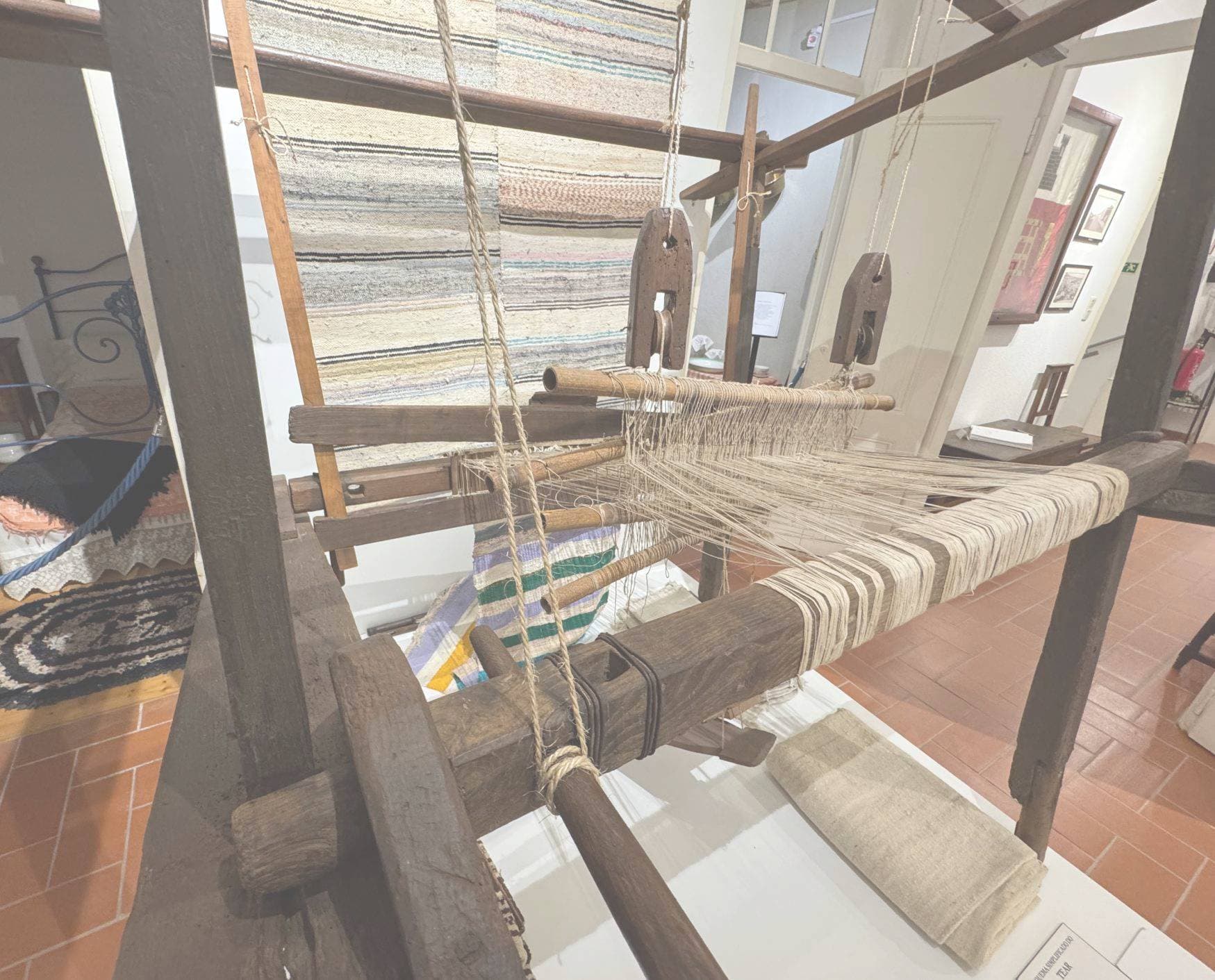 Looms